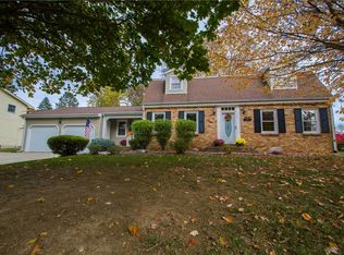 1580 S Lynnwood Dr, Decatur, IL 62521