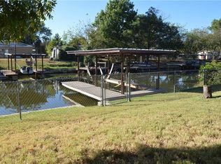 4311 Cottonwood Ct, Granbury, TX 76049