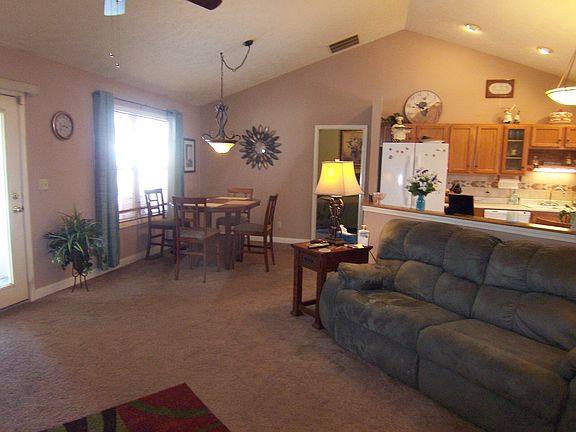 5th image of 1500 Waverly Ct