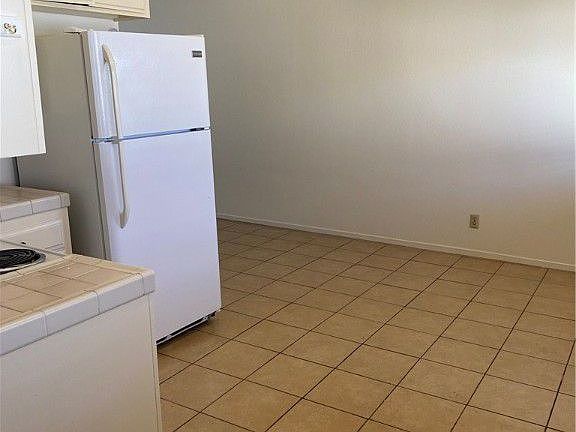 5th image of 350 Greenbriar Townhouse Way