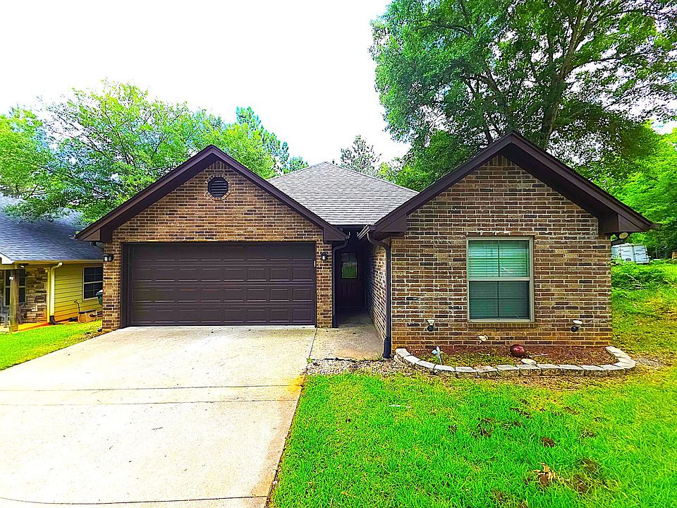 1st image of 1424 Dogwood St