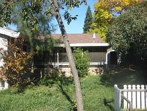 5th image of 8132 Highwood Way