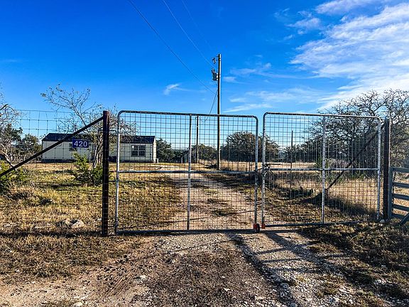 2nd image of 420 Sky Harbor Rd