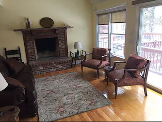 3 bed, 3.5 bath, 2400 sqft, $2,000 — Photo 2