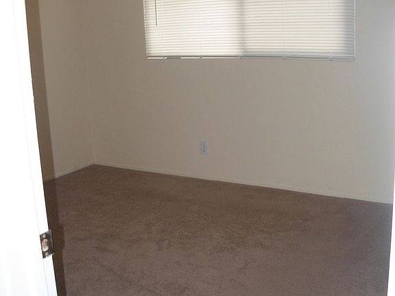 5th image of 7331 Starward Dr
