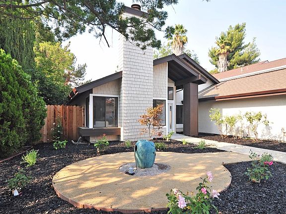 2nd image of 3357 Fabled Oak Ct