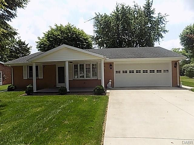 1st image of 415 Southbrook Dr
