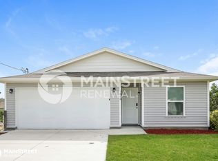3616 NE 20th Pl, Cape Coral, FL 33909