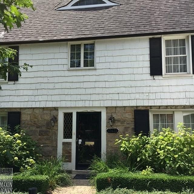 1st image of 17431 Maumee Ave #37