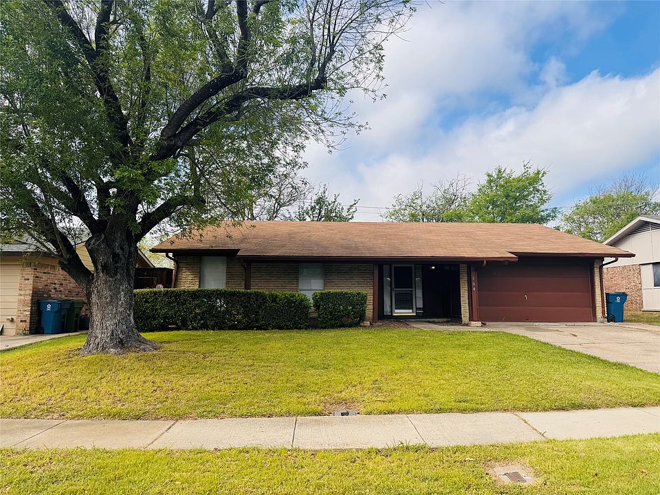1st image of 164 Price Dr