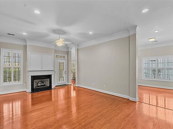 2nd image of 2412 Old Towne Dr