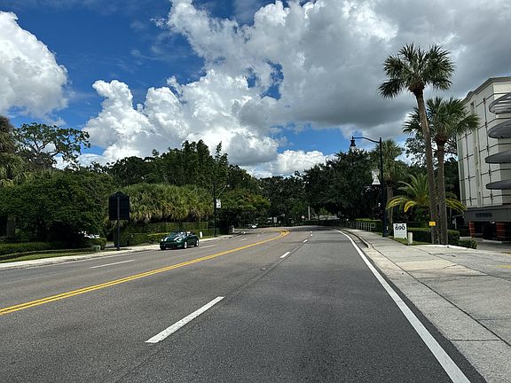 5th image of 690 Osceola Ave