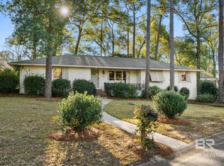451 Ivy Cir, Fairhope, AL 36532
