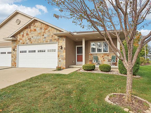 3rd image of 5784 Prairie Stone Dr