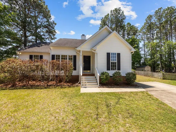 408 Flagg Rd, Holly Springs, NC 27540