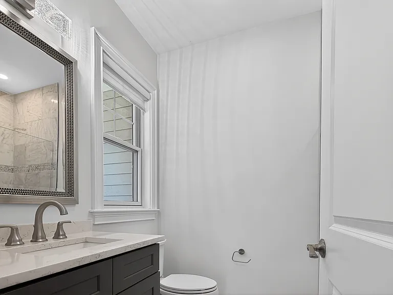 16 Walsh Rd — Photo 9