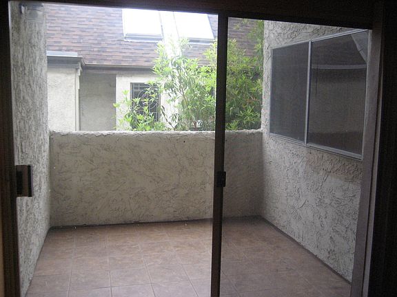 5th image of 1339 N Columbus Ave Unit 307