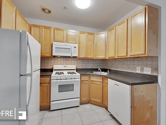 2nd image of 344 Degraw St APT 1A