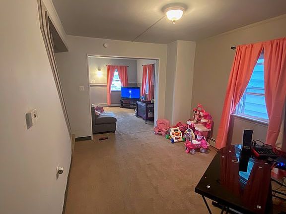 5th image of 920 Pine St