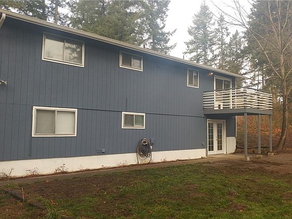 3rd image of 32607 Locke Dr S