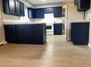 525 W Pleasant Ln APT 3, Lombard, IL