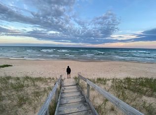 3647 Michibay Dr, Gulliver, MI 49854