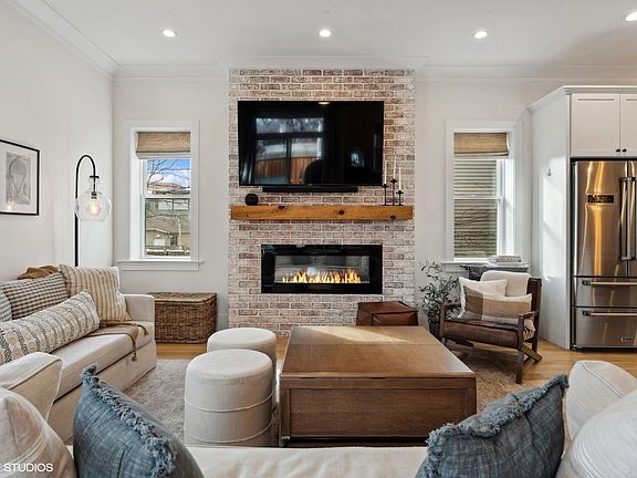 4th image of 4869 N Ashland Ave #1R