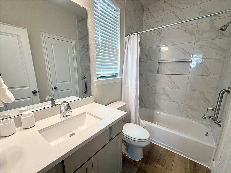 22037 Gateway Arch Dr — Photo 13