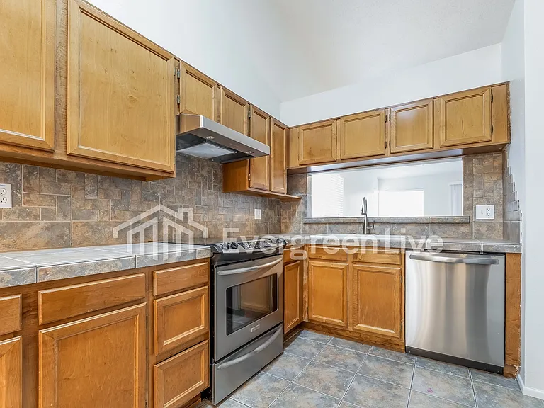 4301 W Blacksmith St — Photo 10