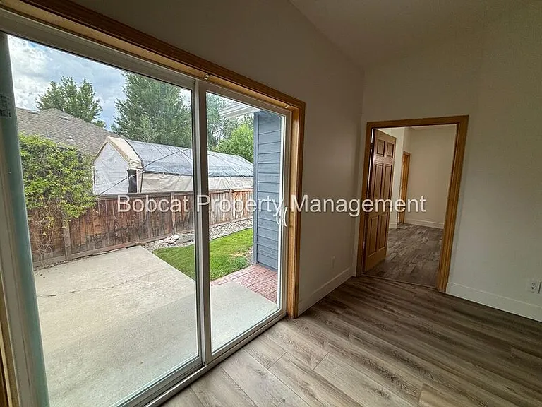 1300 Bridle Way — Photo 21