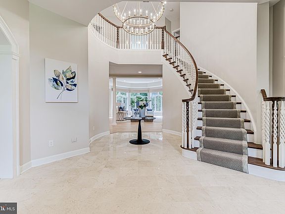 5th image of 7797 Solitude Ct