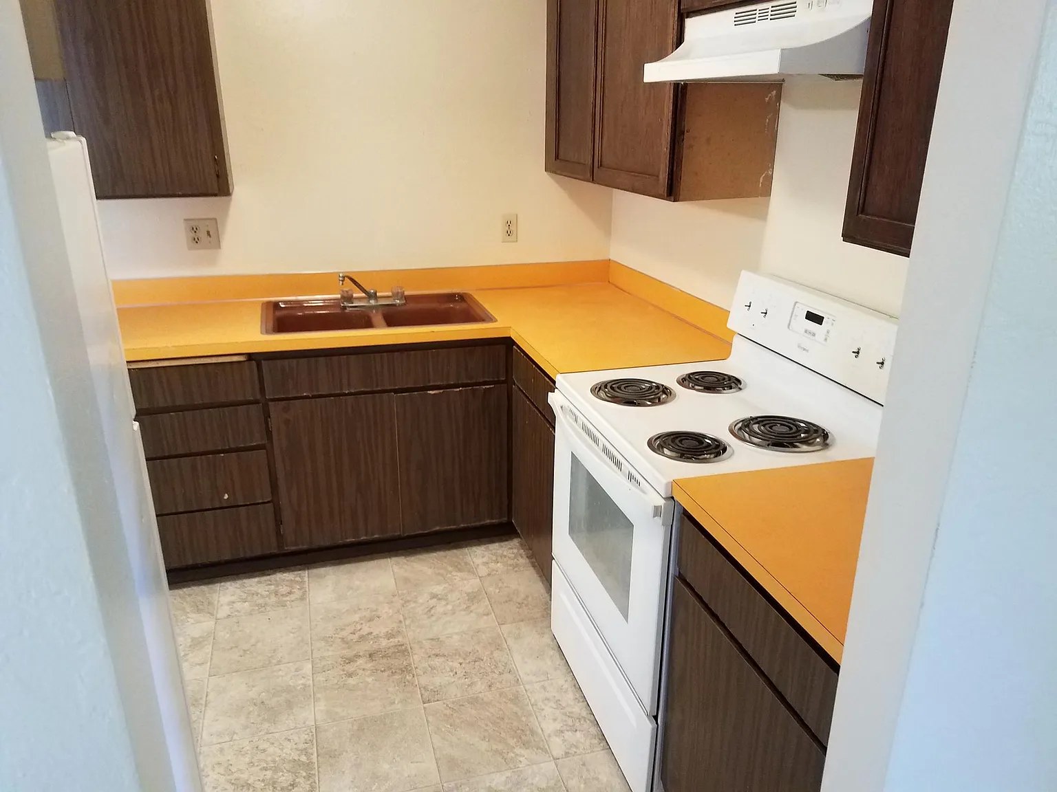 2 bed, 870 sqft, $1,250 — Photo 3