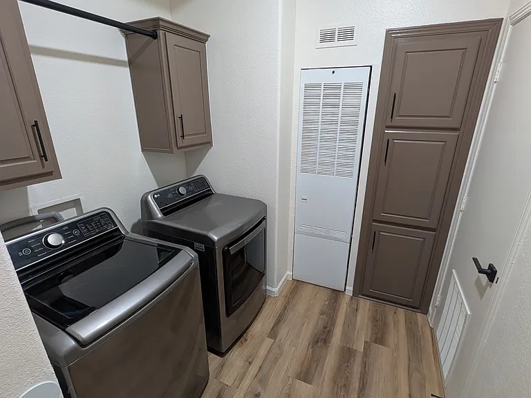2491 W Rock Island Ave — Photo 10