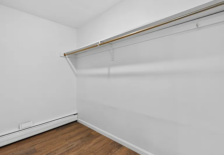 1609 E State St #201 — Photo 11
