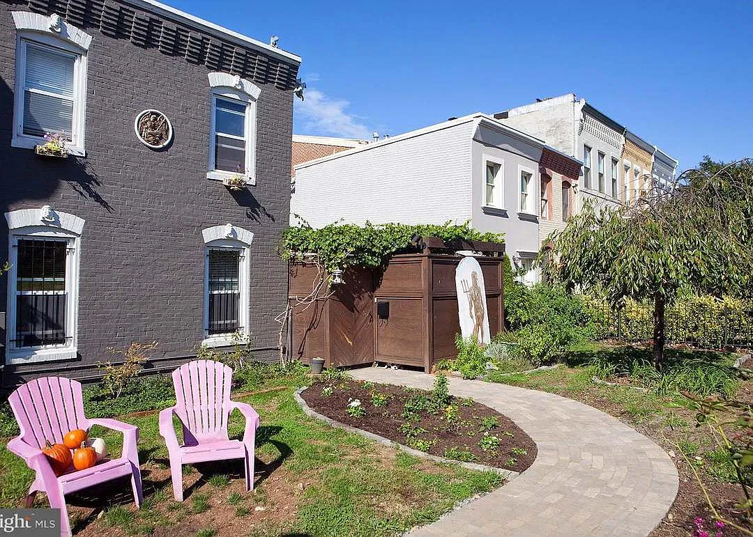 2 bed, 866 sqft, $2,950 — Photo 3