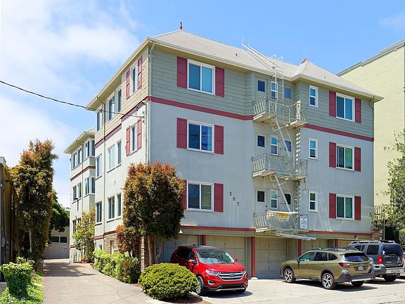 3rd image of 307 Lee St APT 4