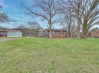 775 Dickens Hill Rd, Bradyville, TN 37026