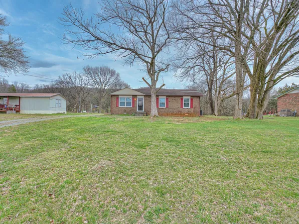 775 Dickens Hill Rd, Bradyville, TN 37026