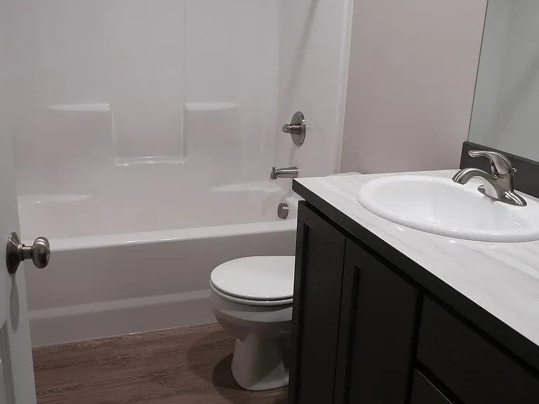 1099 New Oak Ln — Photo 3