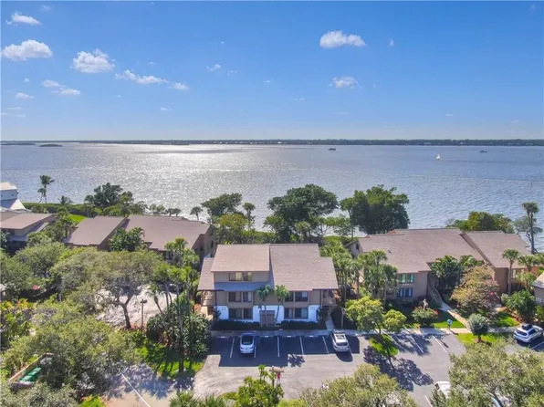 250 NE Edgewater Dr #250, Stuart, FL 34996