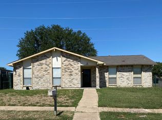2901 Gayle Dr, Garland, TX 75044