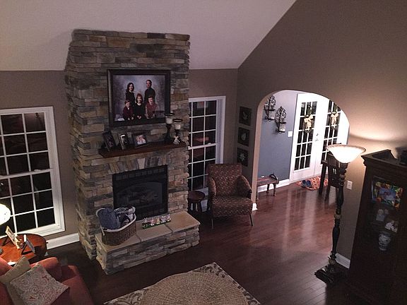 2nd image of 53 Liz Ln
