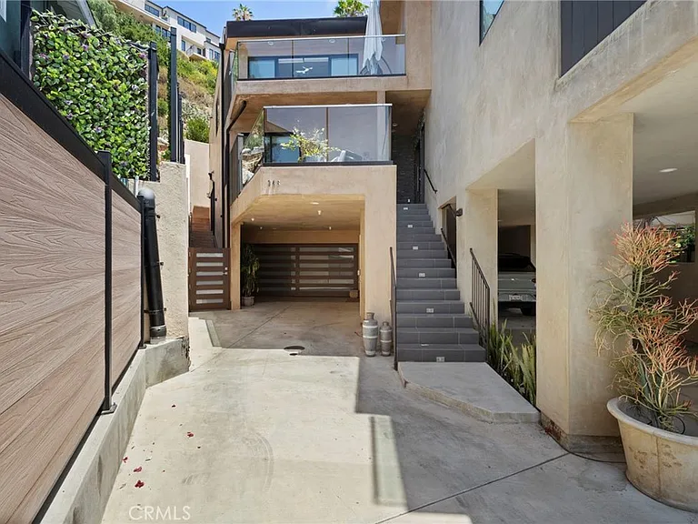 346 Y Pl — Photo 28
