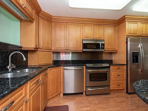 5th image of 3601 W El Prado Blvd