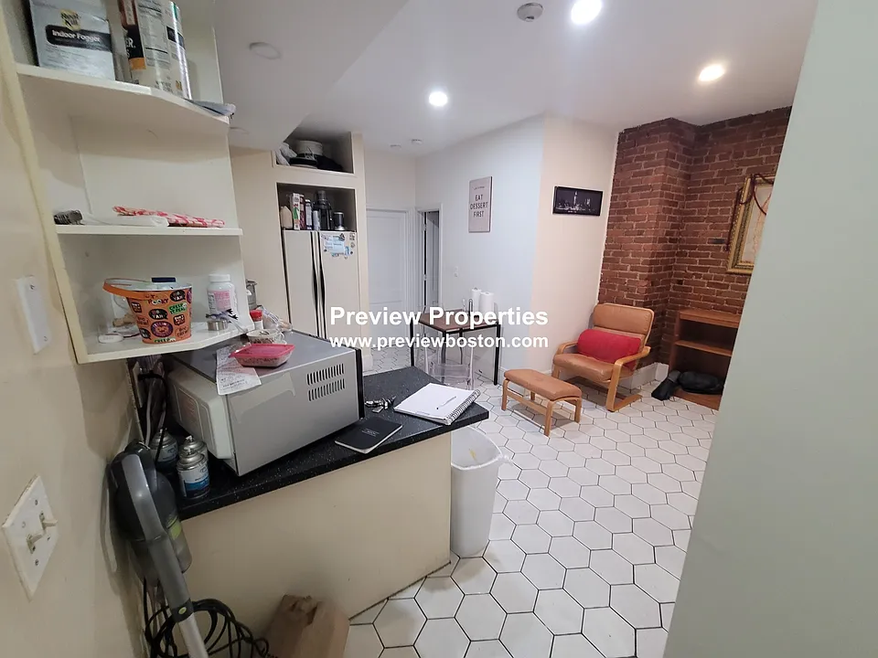 56 Park Vale Ave #9P