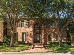 5 Heritage Oak Ct, Lake Jackson, TX 77566