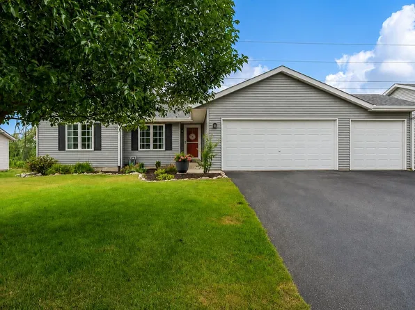 3078 Derbyshire Dr, Machesney Park, IL 61115