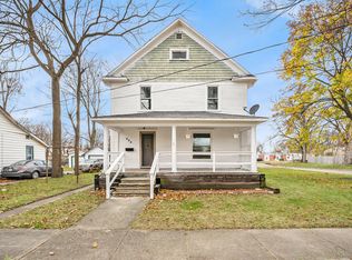 622 Oak St, Three Rivers, MI 49093