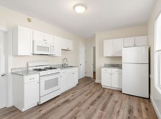 Shaw St, Lowell, MA 01851