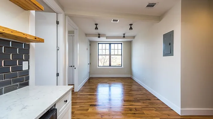 Rented by Nooklyn NYC LLC | media 20